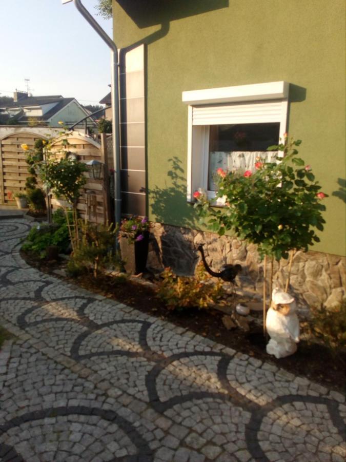 Pokoje Goscinne Cisowa Zielona Góra Exterior foto